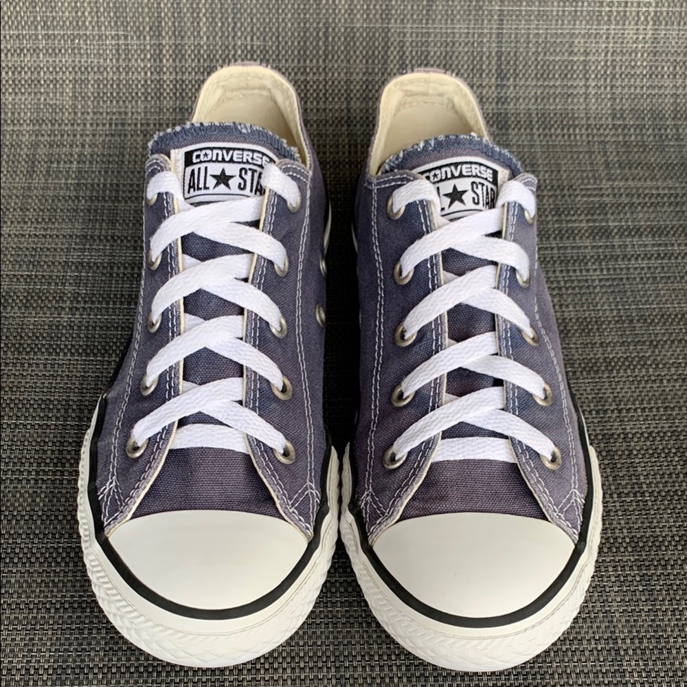 Converse Chuck Taylor All Star Classic Low top Blue Sneakers youth kids size 3